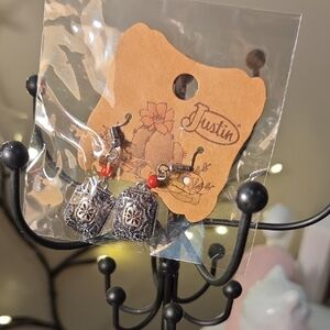 Justin Women's Silver and Red Floral Earrings